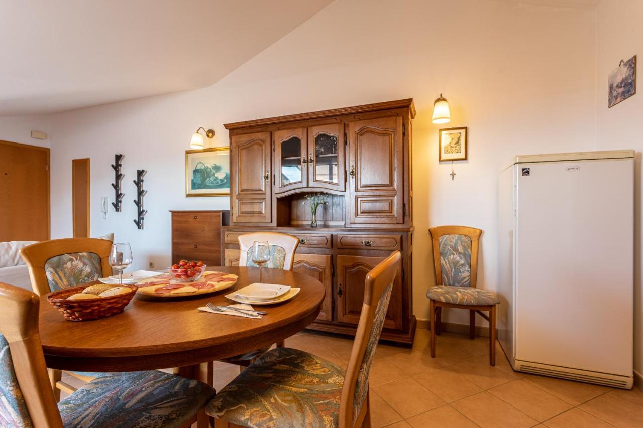 Apartment Tereza Malinska Luaran gambar