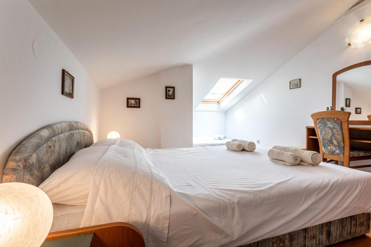 Apartment Tereza Malinska Luaran gambar