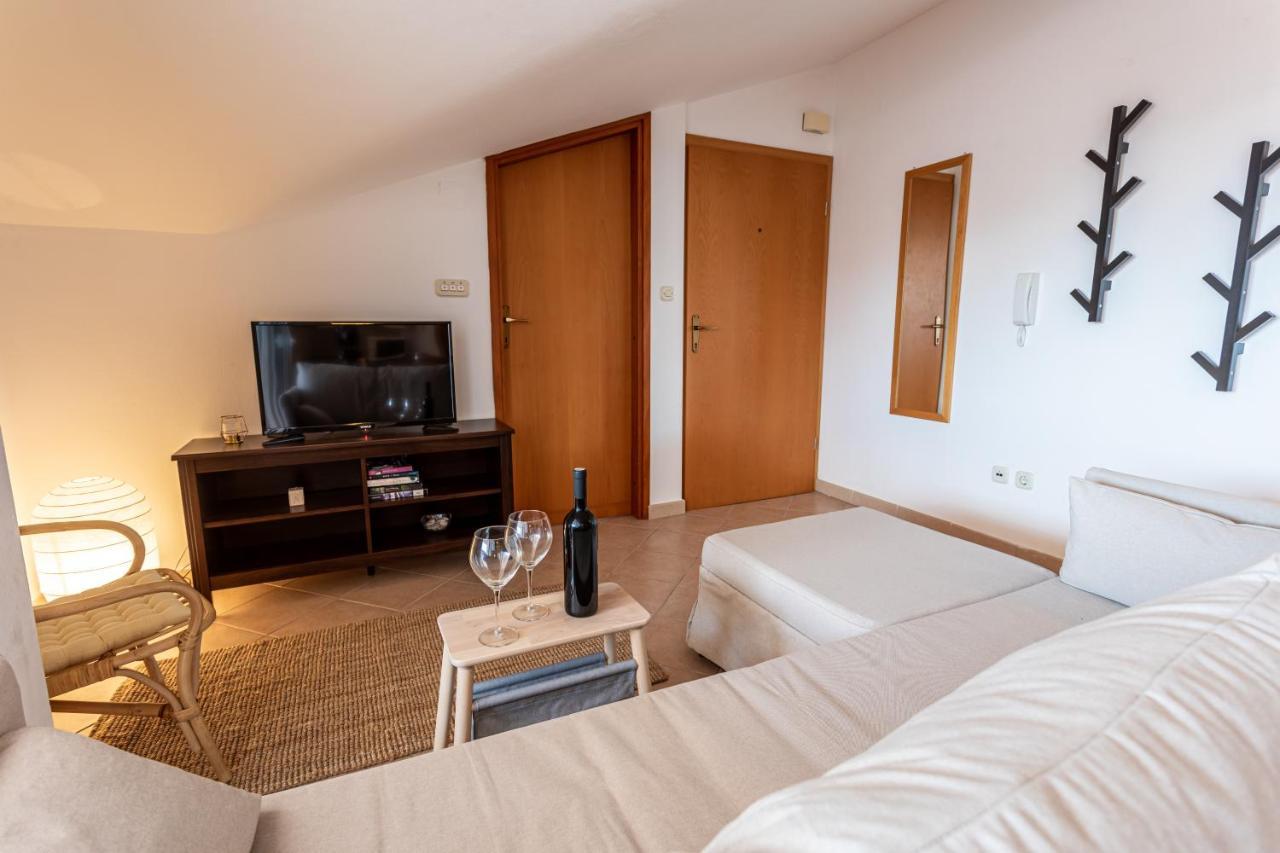 Apartment Tereza Malinska Luaran gambar